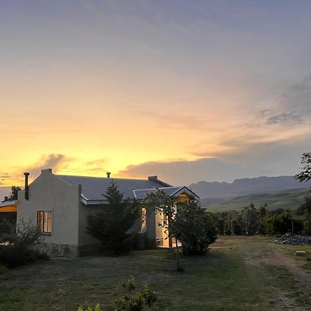 Berghouse And Cottages Langkloof Exteriör bild